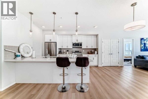 Primary Bedroom - 4414, 550 Belmont Street Sw, Calgary, AB T2X5Y9 Photo 4
