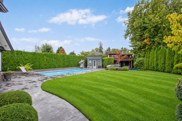 4415 217a Street, Langley, BC V3A9C1 Photo 2