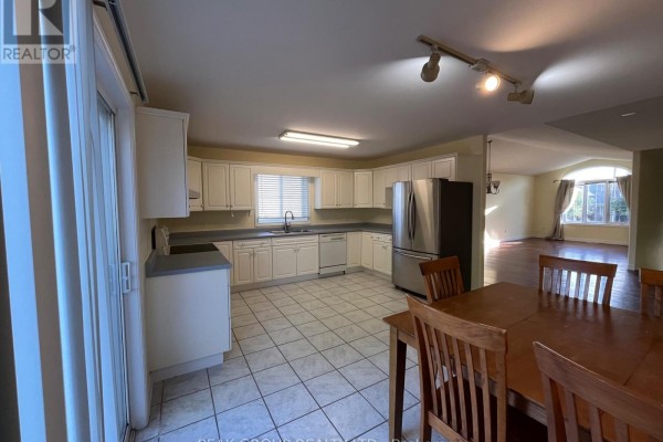 Laundry room - 4418 Connell Avenue, Niagara Falls, ON L2H3H4 Photo 5