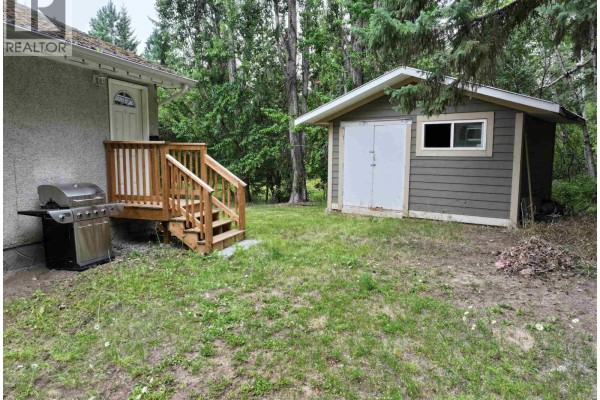 Bedroom 3 - 442 Amsbaugh Road, Quesnel, BC V2J5N7 Photo 4