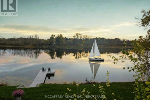 442 Dundas Street W, Greater Napanee, ON, photo 2