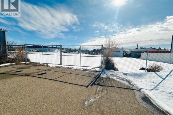 4427 45 Avenue, Rocky Mountain House, AB, photo 3