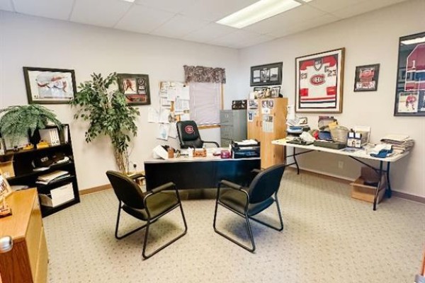4427 45 Avenue, Rocky Mountain House, AB T4T1A3 Photo 5