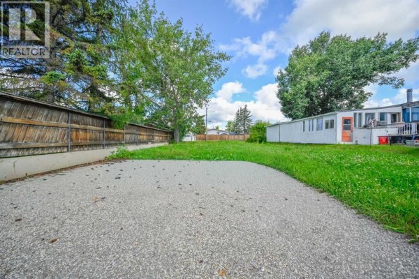 4429 51 Avenue, Valleyview, AB T0H3N0 Photo 2