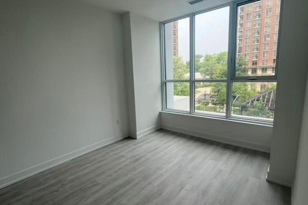 Bedroom - 443 - 20 Inn On The Park Drive, Toronto, ON M3C0P8 Photo 4