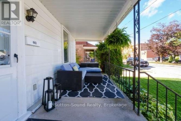 443 13th Street W, Owen Sound, ON N4K3W8 Photo 2