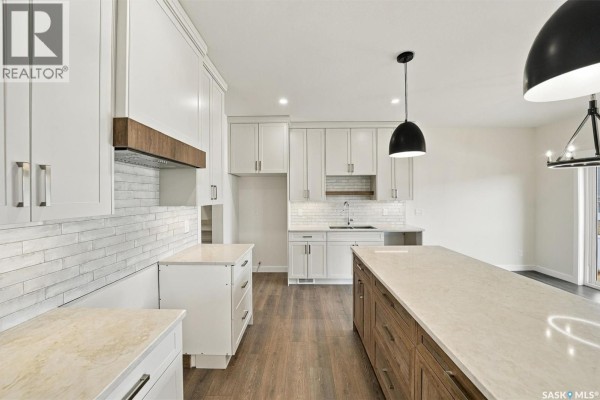 Kitchen - 443 Asokan Rise, Saskatoon, SK S7V1R3 Photo 3