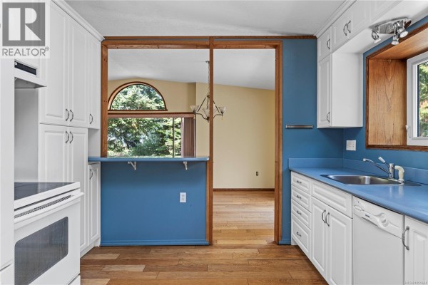 Entrance - 443 Hoylake Rd W, Qualicum Beach, BC V9K1J5 Photo 3