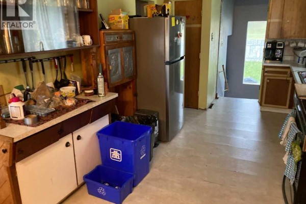 3pc Bathroom - 4431 Greenview Drive Ne, Calgary, AB T2E5R3 Photo 3