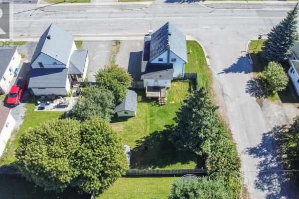 4431 Notre Dame Ave, Hanmer, ON P3P1X6 Photo 3