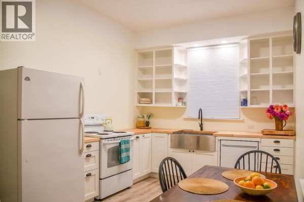 Laundry room - 4434 Greig Avenue, Terrace, BC V8G1M3 Photo 5