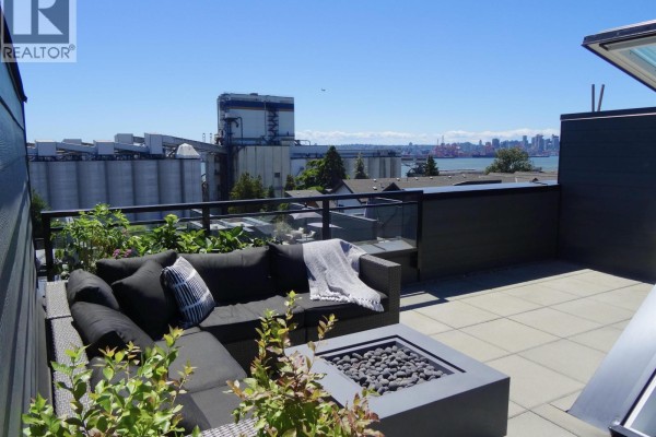 444 545 E 2nd Street, North Vancouver, BC V7L1E1 Photo 5