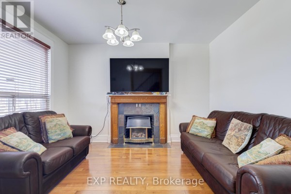 444 Maybank Avenue, Toronto, ON, photo 3