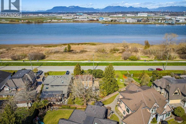 4440 River Road, Richmond, BC V7C1A3 Photo 2