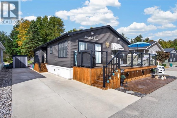 4449 Milburough  Unit# 5 Oak Street, Burlington
