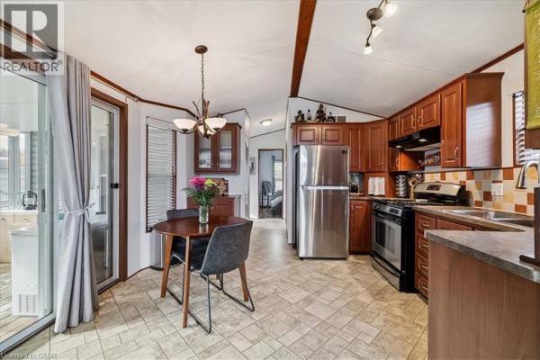 Kitchen - 4449 Milburough Line Unit# 13 Spruce, Burlington, ON L7P0C5 Photo 4