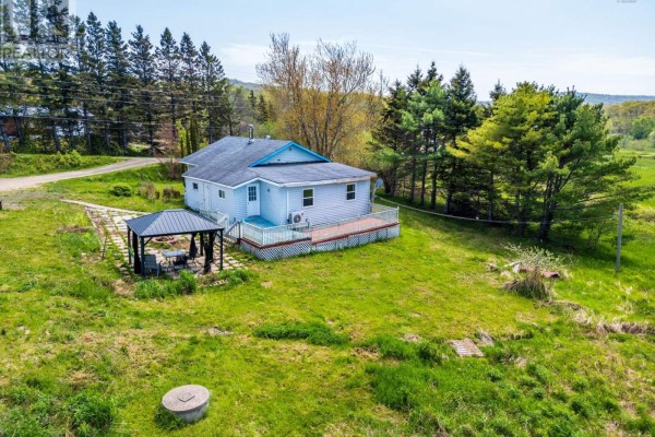 4pc Bathroom - 445 Highway 201, Moschelle, NS B0S1A0 Photo 5