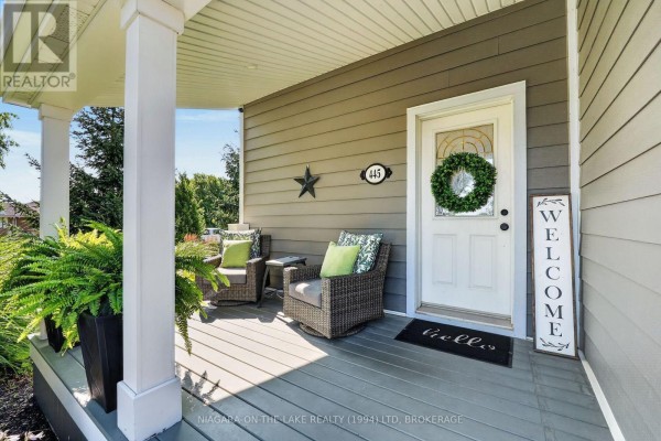 Family room - 445 Line 2 Road, Niagara On The Lake, ON L0S1J0 Photo 4