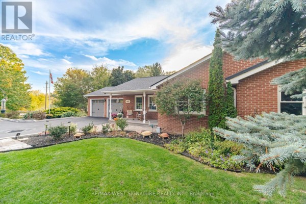 445 Main Street, King, ON, photo 2