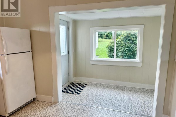2pc Bathroom - 445 Murray Street, Mulgrave, NS B0E2G0 Photo 5