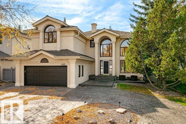 Family room - 445 Osborne Cr Nw, Edmonton, AB T6R2C3 Photo 4