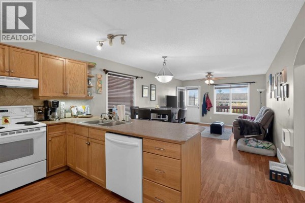Dining room - 445 Stonegate Way Nw, Airdrie, AB T4B3A1 Photo 3