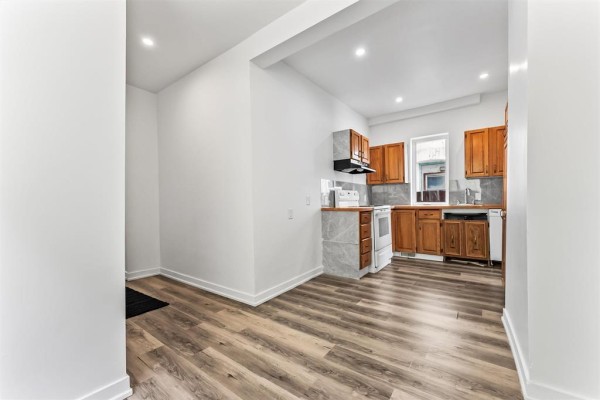 2pc Bathroom - 445 William Avenue, Winnipeg, MB R3A0J5 Photo 5