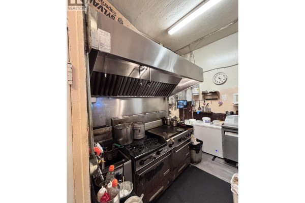 4455 Dunbar Street, Vancouver, BC V6S2G4 Photo 2