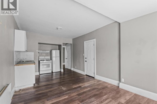 3pc Bathroom - 446 Wyandotte Street West, Windsor, ON N9A5X4 Photo 3