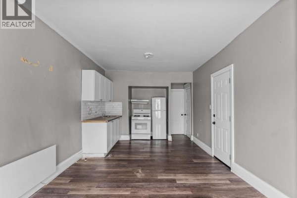 4pc Bathroom - 446 Wyandotte Street West, Windsor, ON N9A5X4 Photo 5