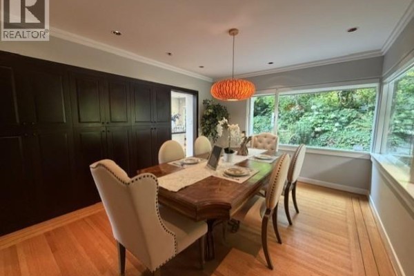 4468 Stone Crescent, West Vancouver, BC V7W1B7 Photo 4