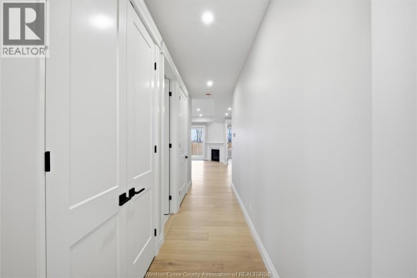 447 Caserta Crescent, Lakeshore, ON, photo 3