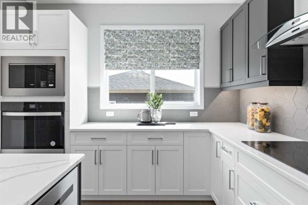 Primary Bedroom - 447 Chelsea Port Crossing, Chestermere, AB T1X2V5 Photo 5