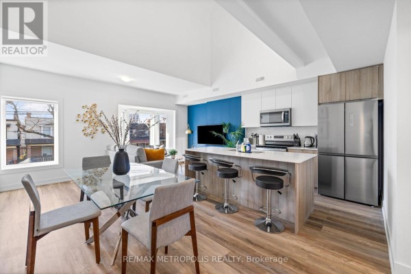 447 Lansdowne Avenue, Toronto, ON, photo 2