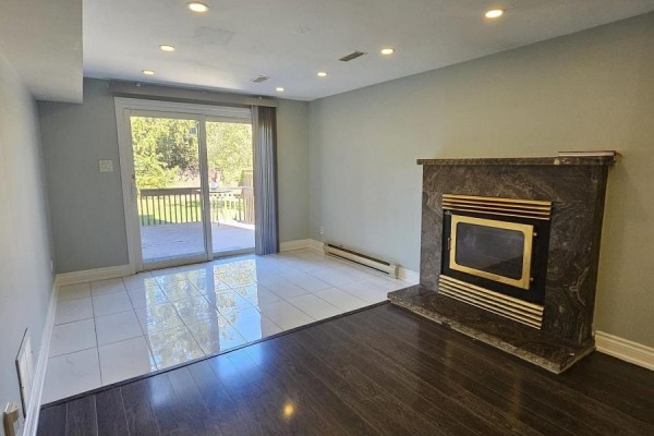 4473 Marshdale Court, Mississauga, ON L5M4G2 Photo 3