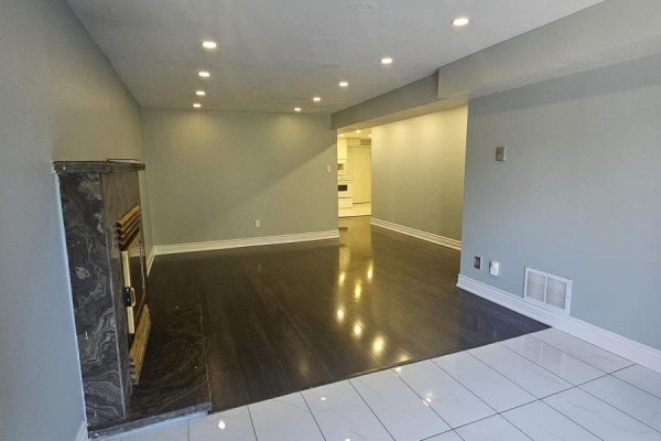 4473 Marshdale Court, Mississauga, ON L5M4G2 Photo 5