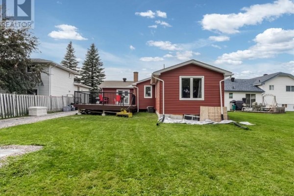 4474 Tate Boulevard, Val Therese, ON P3P1S8 Photo 3