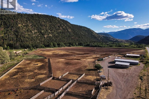 44813 Highway 99 N, Cache Creek, BC V0K1V0 Photo 5