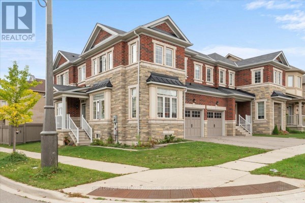 449 George Ryan Avenue, Oakville