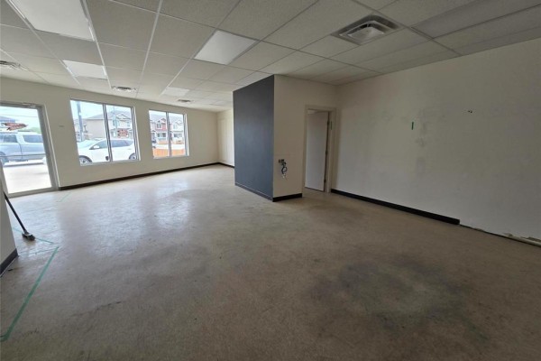 449 Main Street, Ile Des Chenes, MB R0A0T0 Photo 5