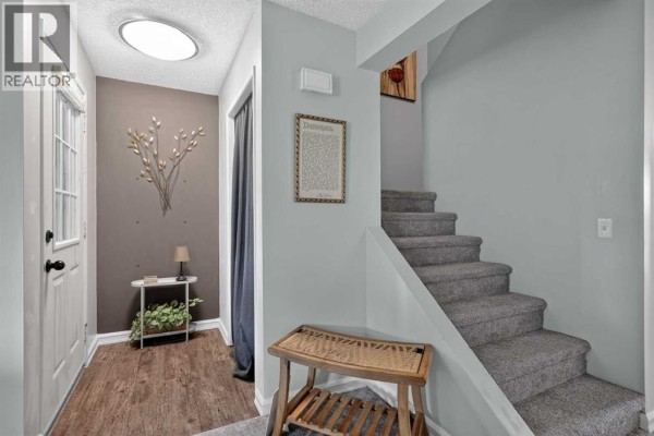 Primary Bedroom - 45, 380 Bermuda Drive Nw, Calgary, AB T3K2B2 Photo 5