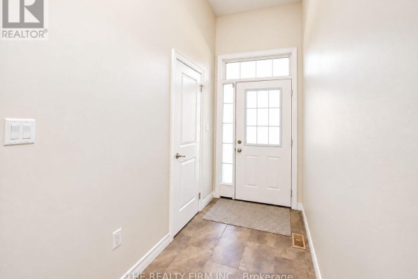 Kitchen - 45 - 1030 Oakcrossing Gate, London North, ON N6H0H1 Photo 5