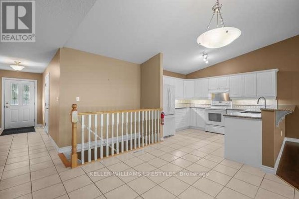 Family room - 45 - 1241 Beaverbrook Avenue, London North, ON N6H5P1 Photo 5