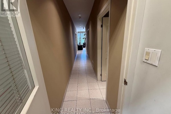 45 - 665 Millway Avenue, Vaughan, ON L4K3T8 Photo 2