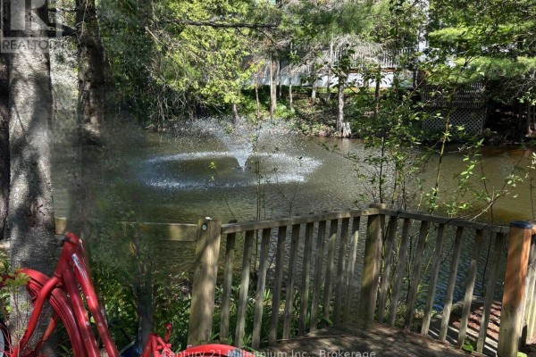 Kitchen - 45 - 85 Theme Park Drive, Wasaga Beach, ON L9Z1X7 Photo 2