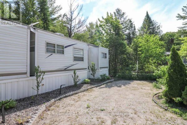 Sunroom - 45 - 85 Theme Park Drive, Wasaga Beach, ON L9Z1X7 Photo 5
