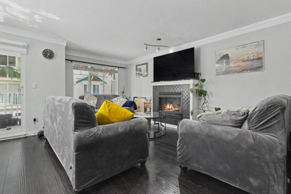45 12711 64 Avenue, Surrey, BC V3W1X1 Photo 4