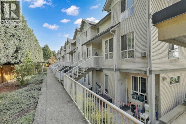 45 2728 Chandlery Place, Vancouver, BC V5S4S6 Photo 2