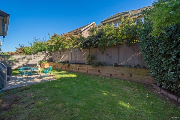 45 3363 Rosemary Heights Crescent, Surrey, BC V3Z0X8 Photo 5