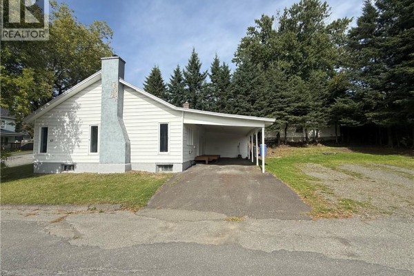 45 42e Avenue, Edmundston